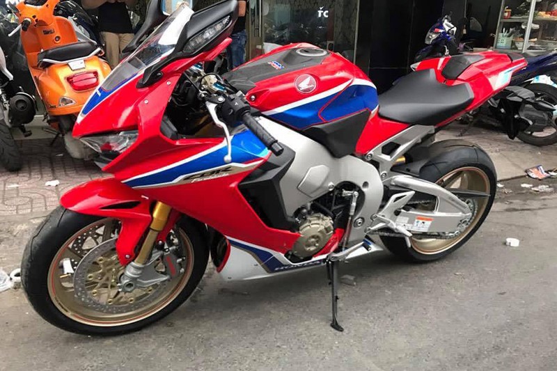 Xe moto Honda CBR1000RR SP2 gia gan 1 ty dong tai VN-Hinh-9